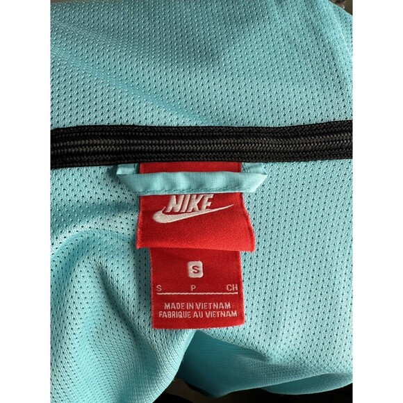 Nike FCB Windrunner Jacket Glanz Nylon Jacket Barcelona RARE Blue Size Small - Picture 6 of 7